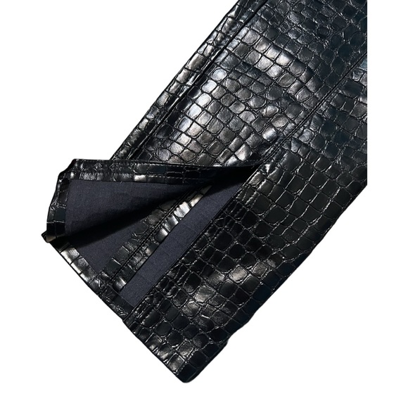 ZARA Faux Leather Crocodile Print Black Slim Straight Leg Pant w/Pockets - Picture 4 of 11